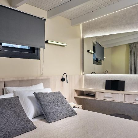 Blue View Villa - Coastal Elegance With Swim Spa, By Zantewize 알리카나스 외부 사진