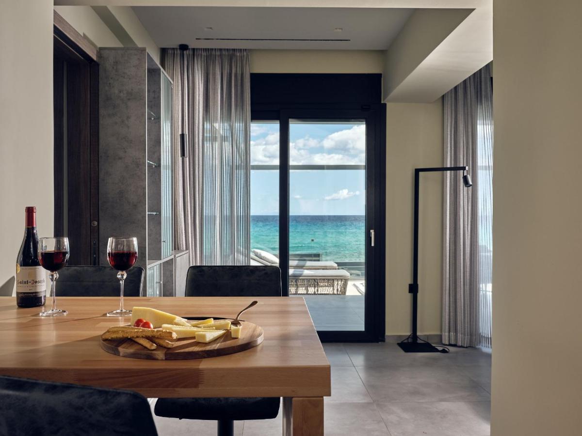 Blue View Villa - Coastal Elegance With Swim Spa, By Zantewize 알리카나스 외부 사진