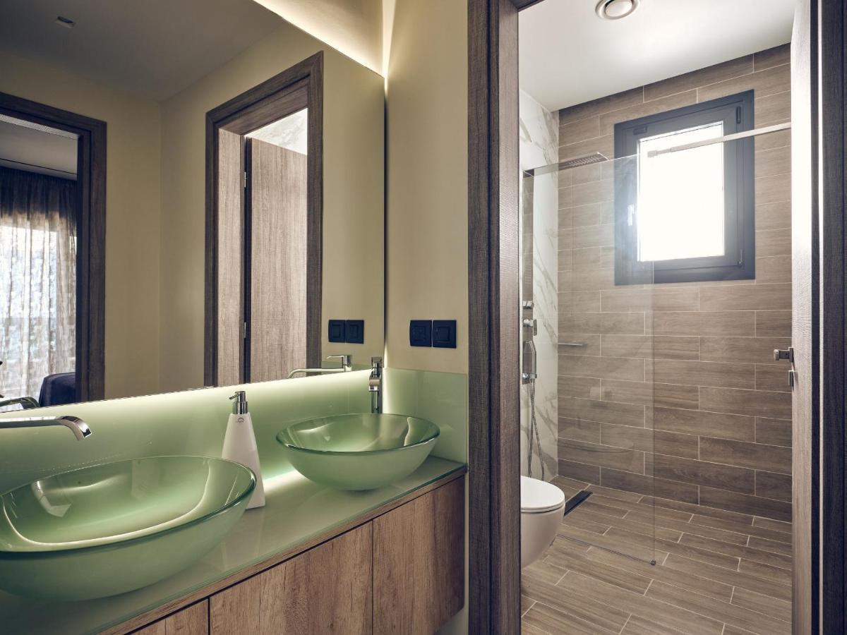 Blue View Villa - Coastal Elegance With Swim Spa, By Zantewize 알리카나스 외부 사진